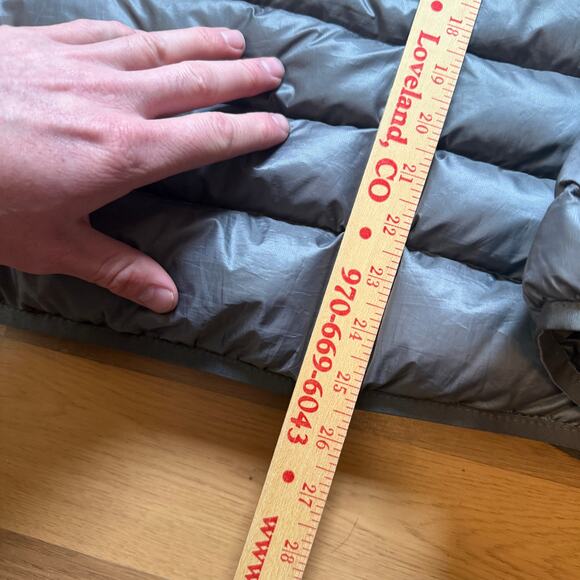 Men's Eddie Bauer Ascent Silver Blue Downlight StormDown Puffer Jacket Sz Medium - Picture 3 of 11